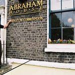Hotel ABRAHAM HOUSE HOSTEL