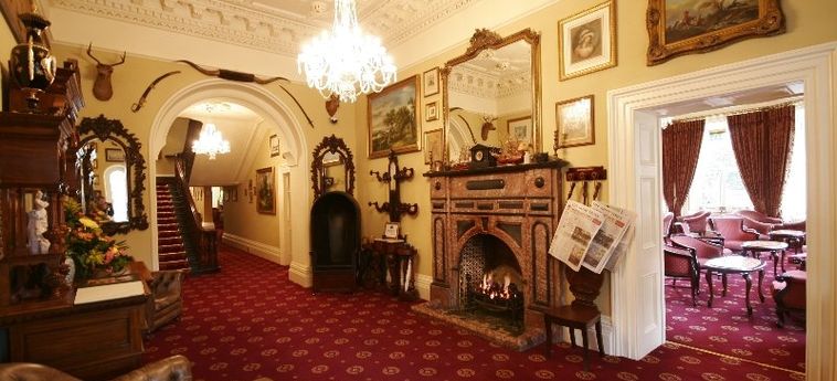 Hotel Finnstown Castle:  DUBLIN