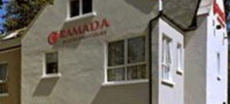 Ramada Woodland Court Hotel:  DUBLINO - DUN LAOGHAIRE