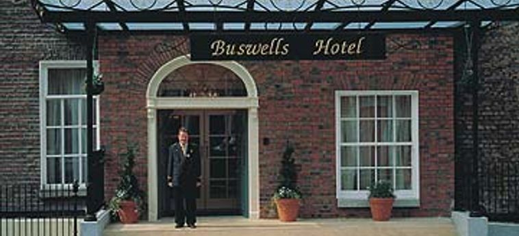 Hotel Buswells:  DUBLINO
