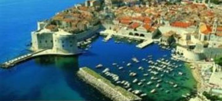 Hotel Dubrovnik Finest Rooms:  DUBROVNIK - DALMAZIA