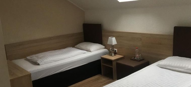 Central Hotel Duisburg Duisburg : Photo 