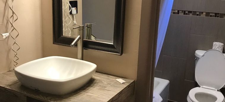 Hotel Adobe Inn:  DURANGO (CO)