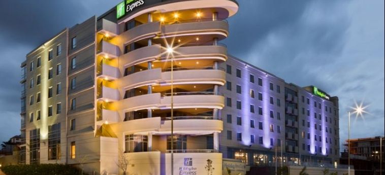Holiday Inn Express Hotel Durban - Umhlanga:  DURBAN