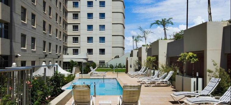 Holiday Inn Express Hotel Durban - Umhlanga:  DURBAN