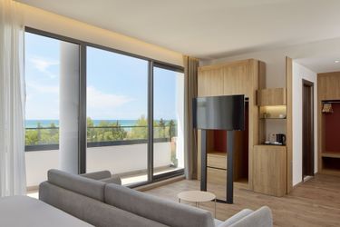 Hotel Sol Tropikal Durres:  DURRES