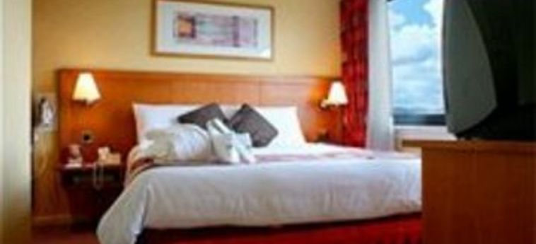Hotel Holiday Inn Express Edinburgh - City West:  EDIMBURGO