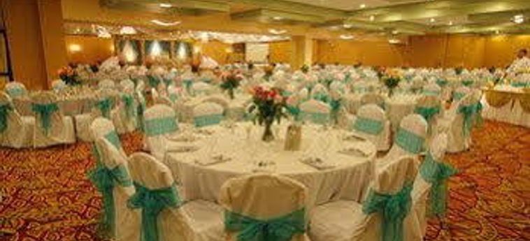E Hotel Banquet & Conference Center:  EDISON (NJ)