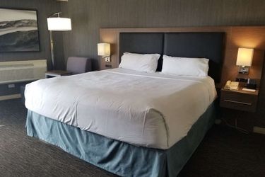 Hotel Holiday Inn Express Edmonton Downtown (.):  EDMONTON