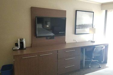 Hotel Holiday Inn Express Edmonton Downtown (.):  EDMONTON