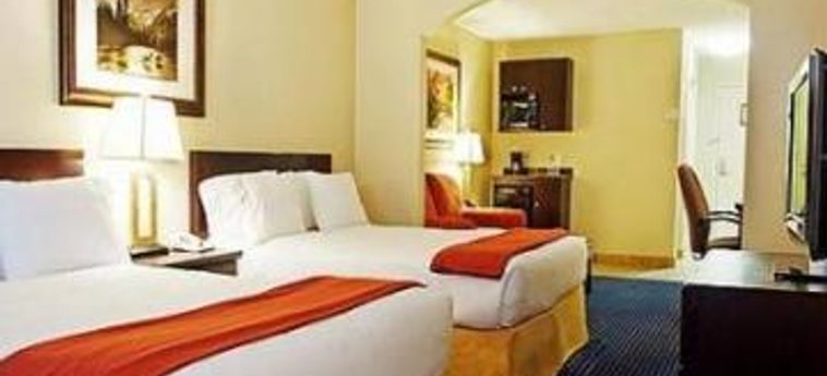 HOLIDAY INN EXPRESS HTL AND SUITES EDSON 2 Sterne