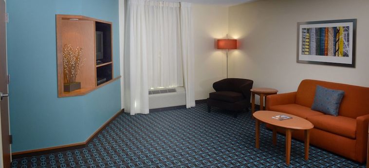 Hotel Fairfield Inn & Suites Marriott Effingham:  EFFINGHAM (IL)
