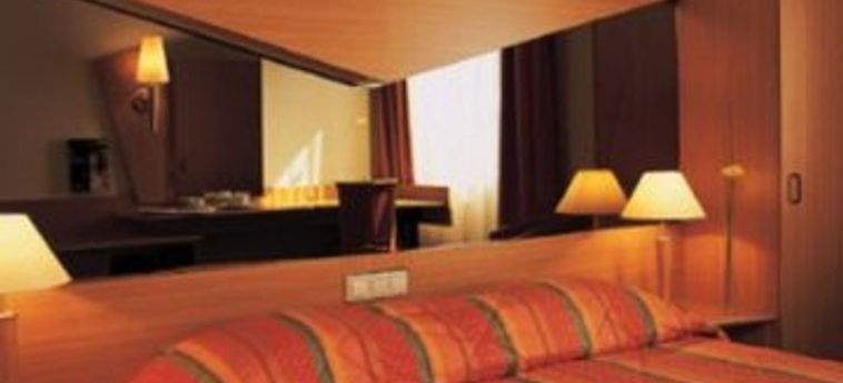 Hotel Nh Best:  EINDHOVEN