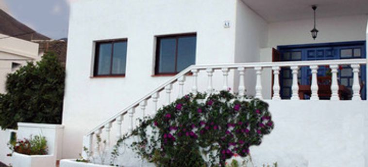 Hotel Villa Marina Apartamentos:  EL HIERRO - ILES CANARIES