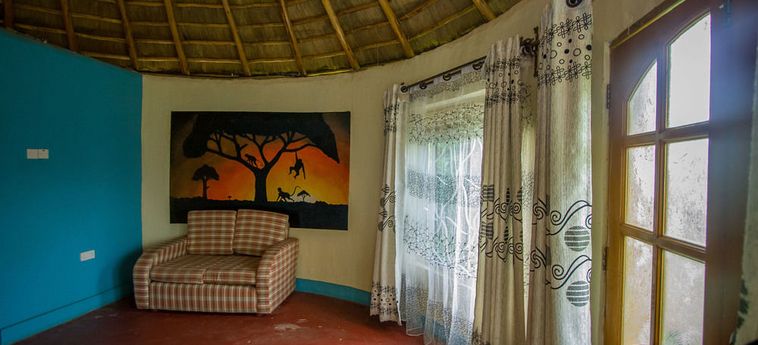 Roots Retreat And Camping Resort:  ENTEBBE
