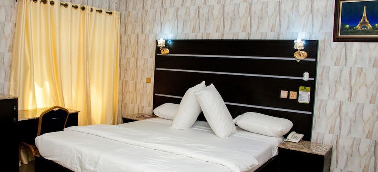 Villa Italian Hotels Enugu: Foto 