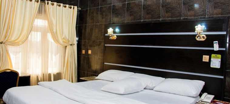 Villa Italian Hotels Enugu: Foto 