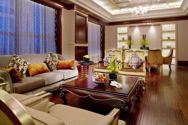 Hotel Howard Johnson By Wyndham Parkview Plaza Erdos Erdos: Photo 