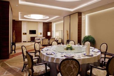 Hotel Howard Johnson By Wyndham Parkview Plaza Erdos Erdos: Photo 