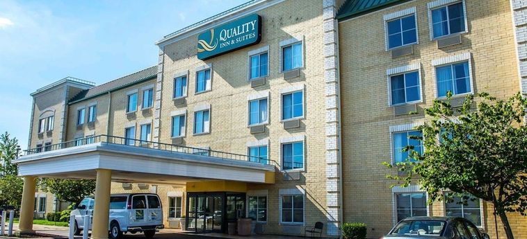 Hotel QUALITY INN & SUITES