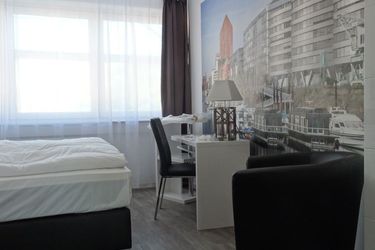 Hotel Stay:  ESSEN