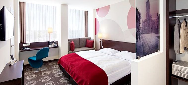 Webers Das Hotel Im Ruhrturm Essen: Foto 