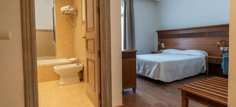 Hotel Globales Paraiso Beach Estepona - Costa Del Sol: Foto 