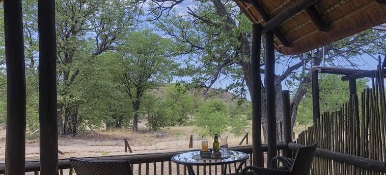 Hotel Hobatere Lodge:  ETOSHA NATIONAL PARK