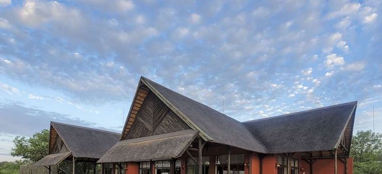 Hotel Hobatere Lodge:  ETOSHA NATIONAL PARK