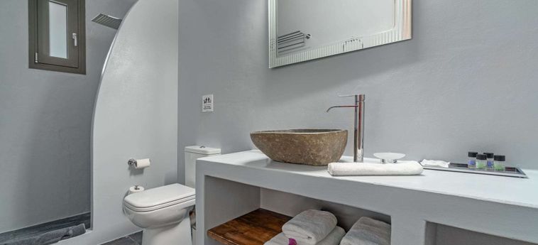 Hotel La Perla | Petries Suites Eubee : Photo 