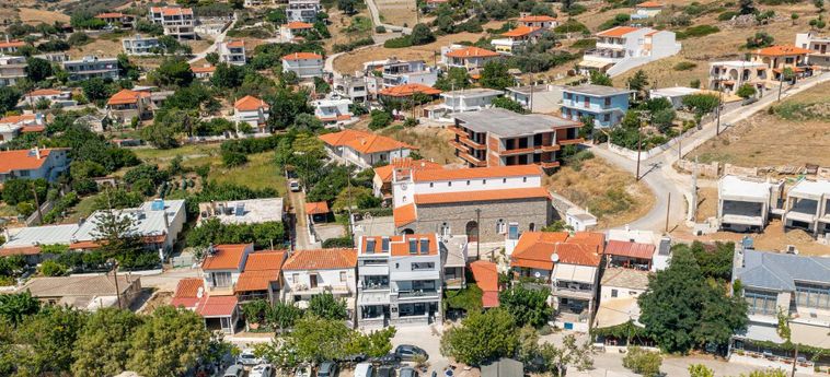 Hotel La Perla | Petries Suites Eubee : Photo 
