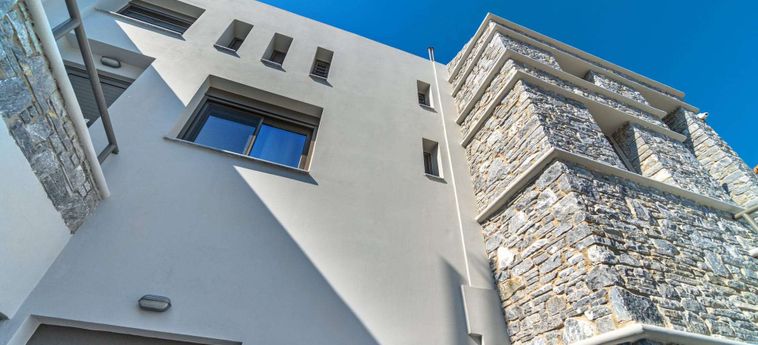Hotel La Perla | Petries Suites Eubee : Photo 