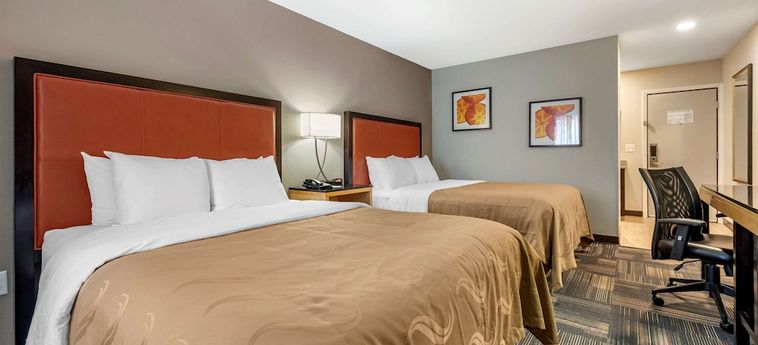 Hotel Quality Inn & Suites Evansville Downtown:  EVANSVILLE (IN)