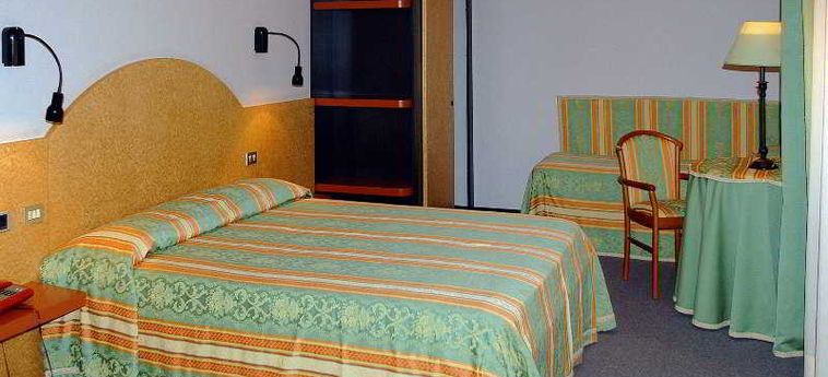 Hotel Gentile Da Fabriano:  FABRIANO - ANCONA