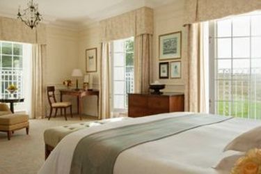 Hotel Four Seasons Hampshire:  FARNBOROUGH