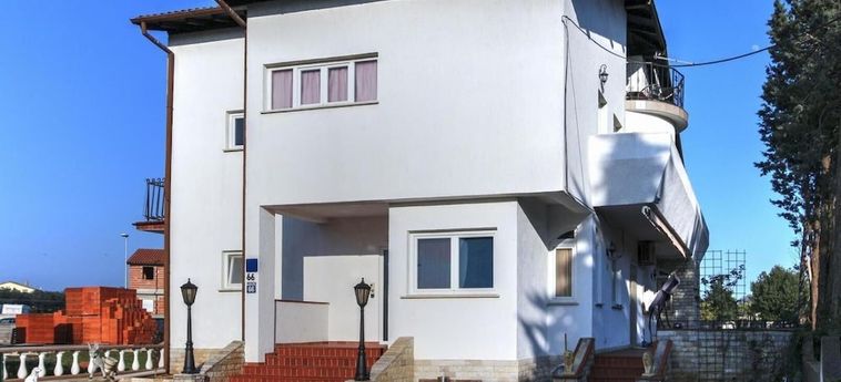 APARTMENTS DRAGICA 1251 3 Sterne