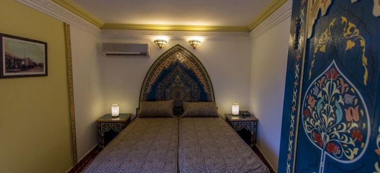 Hotel Riad Tahra:  FEZ