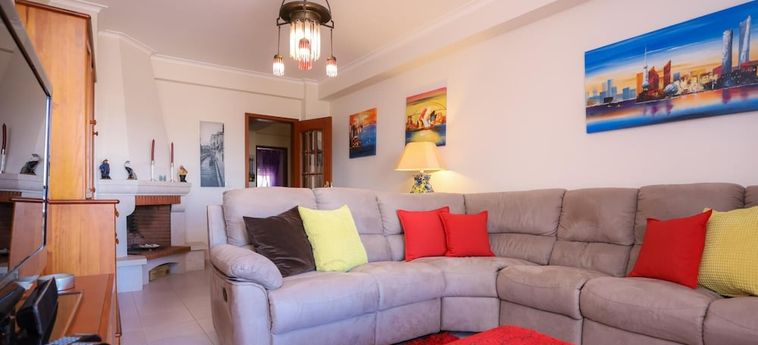 Hotel Brasil Avenue By Rent4All Figueira Da Foz: Foto 