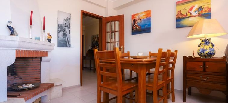 Hotel Brasil Avenue By Rent4All Figueira Da Foz: Photo 