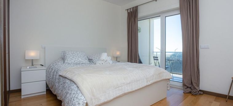 Sunshine Coast Apartment By Rent4All Figueira Da Foz : Photo 