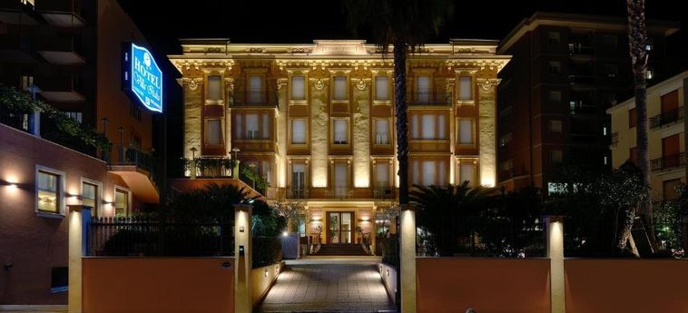 Hotel HOTEL CARENI & VILLA ITALIA