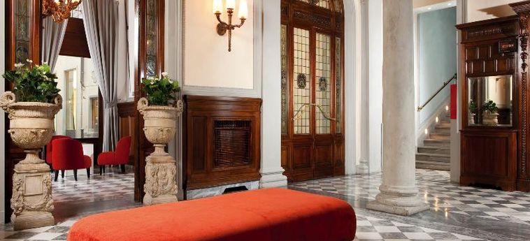 Hotel Nh Collection Firenze Porta Rossa:  FIRENZE