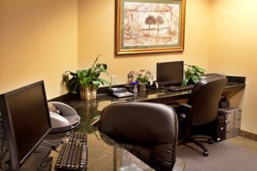 Holiday Inn Express Hotel & Suites Florence I-95 @ Hwy 327:  FLORENCE (SC)
