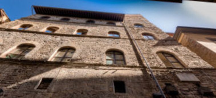 Hotel Torre Guelfa Palazzo Acciaiuoli:  FLORENCE