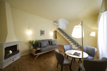 Hotel Tornabuoni Suites:  FLORENCE