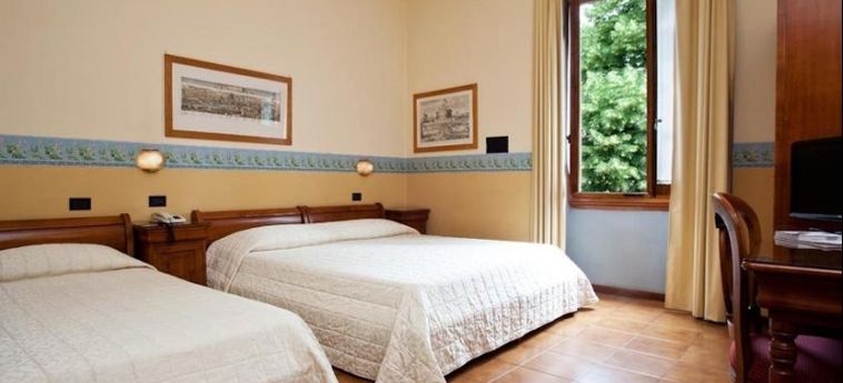 Ih Hotels Firenze Select:  FLORENCE