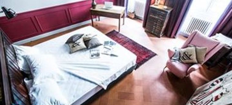 Hotel Soprarno Suites:  FLORENCE