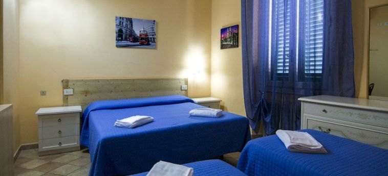 Hotel Affittacamere Mannolini:  FLORENCE