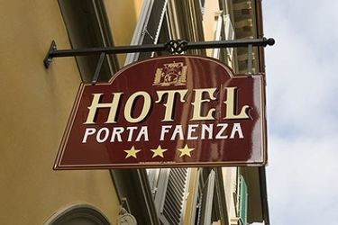 Hotel Porta Faenza:  FLORENCE