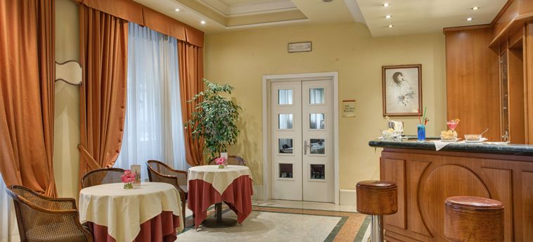 Grand Hotel Adriatico:  FLORENCE